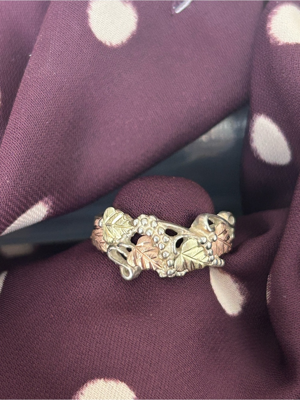 Vintage Sterling/Black Hills Gold Leaf and Berry 3 tone ring